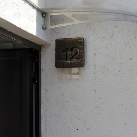 House Lena 別荘