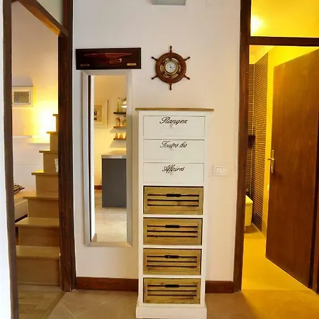 House Lena * بوريتش